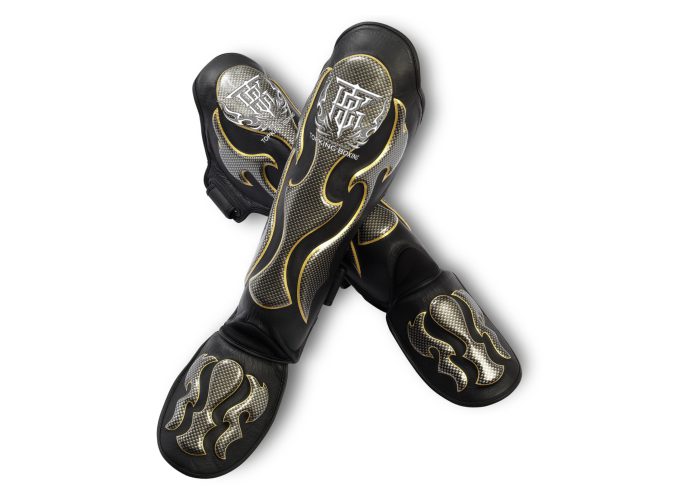 EMPOWER CREATIVITY black silver ,מגני שוק עור