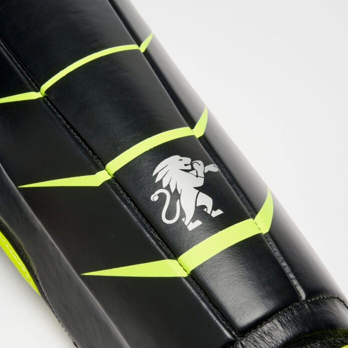 REVO FLUO shinguards black,מגני שוק מ-Cowhide Leather