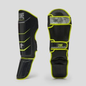 REVO FLUO shinguards black,מגני שוק מ-Cowhide Leather